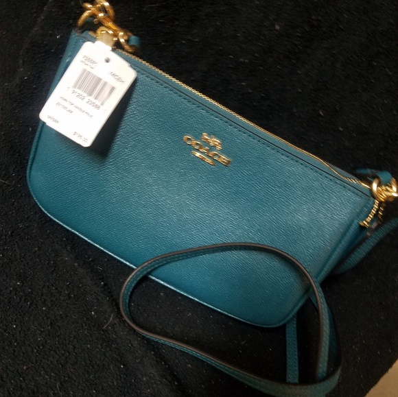 Coach Handbags - New Coach crossbody